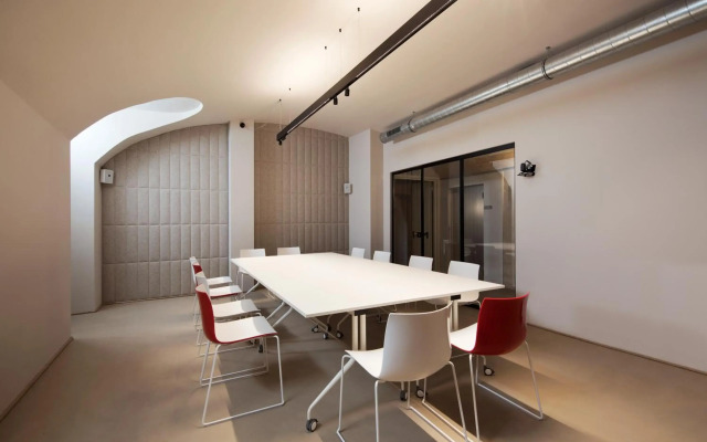 Opera 35 Boutique Hotel