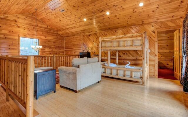 Apple Bear Lodge