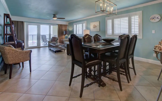 Huntington By The Sea 207