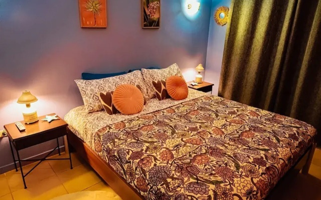 Hillside Retreat in Noord