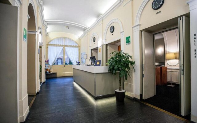 Hotel Urbani