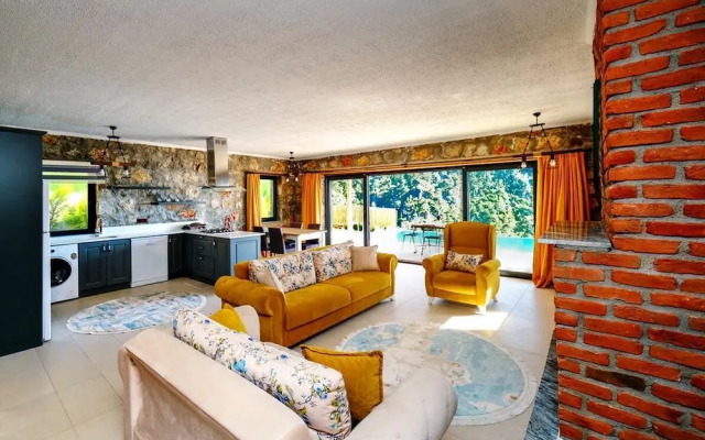 Honeymoon Villa With Private Pool