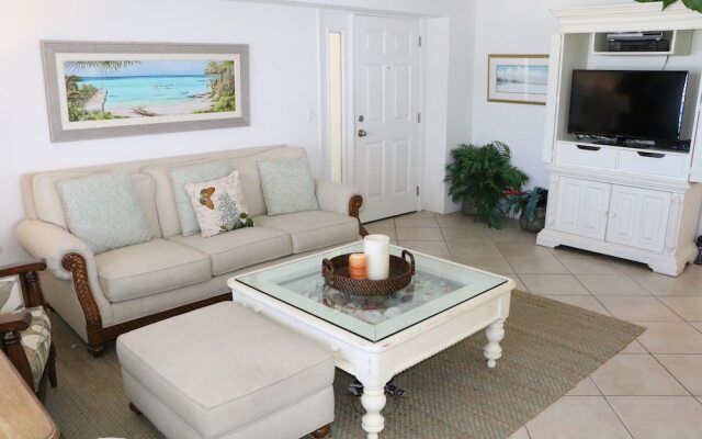 Jamaica Royale - 803 - 2 Br Condo