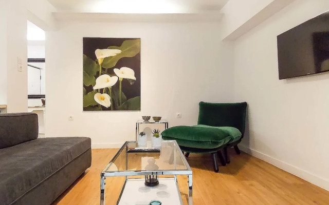 Plaka Hidden Jewel - Acropolis