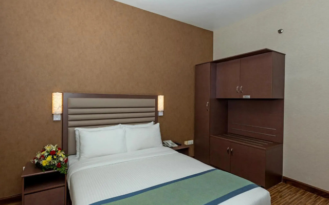 Florida International Hotel