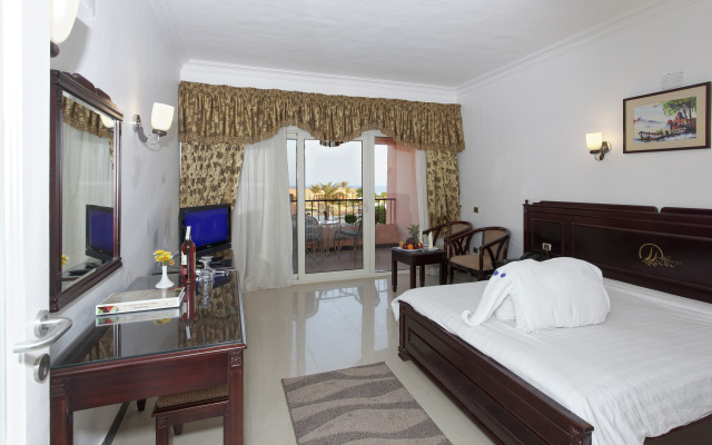 Three Corners Happy Life Beach Resort - All Inclusive