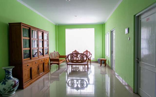 RedDoorz Near Universitas Muhammadiyah Yogyakarta