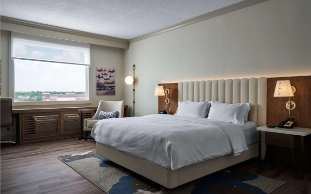 DoubleTree by Hilton Hotel Dallas – Love Field