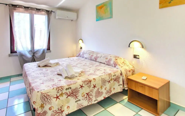 Residence with swimming pool in Ottiolu
