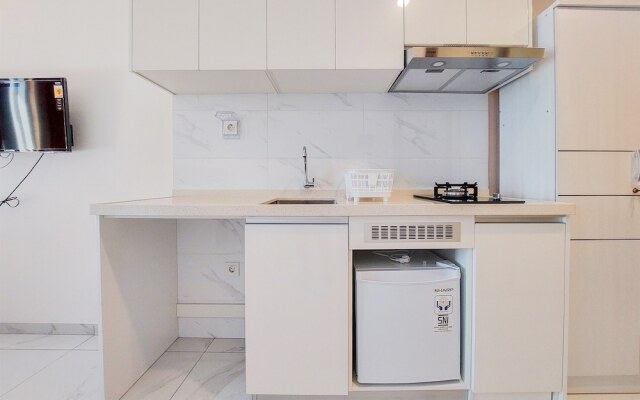 Cozy And Comfort Studio Sky House Alam Sutera Apartment