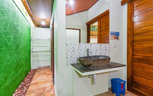 Lembongan Hostel