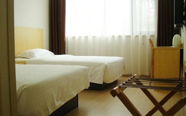 Century Star Express Hotel Jiaozuo – Guest Rooms – Jiaozuo