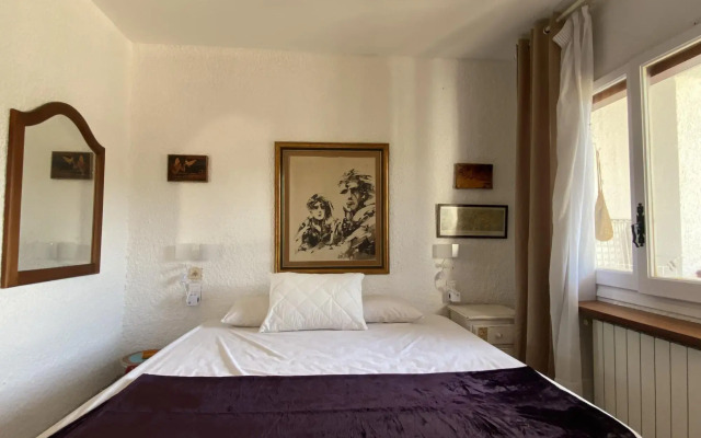 R97 Alorda Park Townhouse