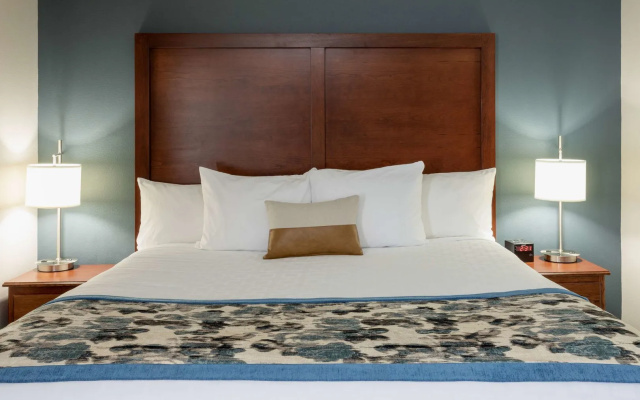 Grandstay Residential Suites Hotel - Sheboygan