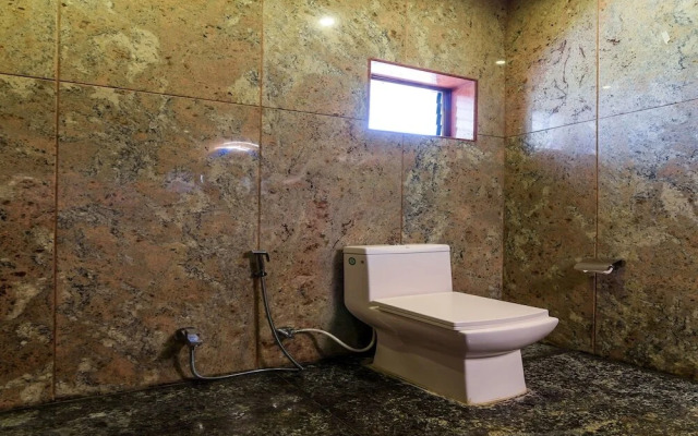 Aarya Boulevard by OYO Rooms
