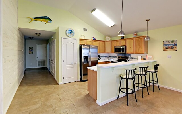 Doodle Digs - Three Bedroom Home