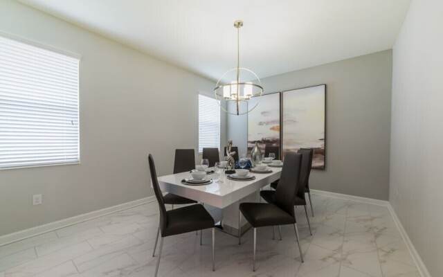 Champions Gate 6 Bedroom Villa