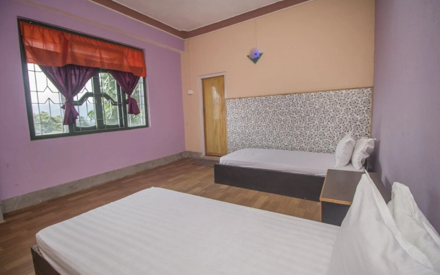 Spot On 61318 Plato Homestay
