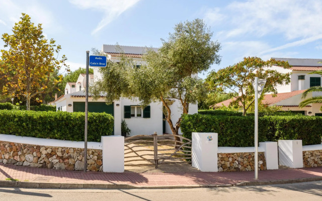 Villa Juanita Blanes
