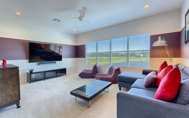 Bella Vida by Homes of America