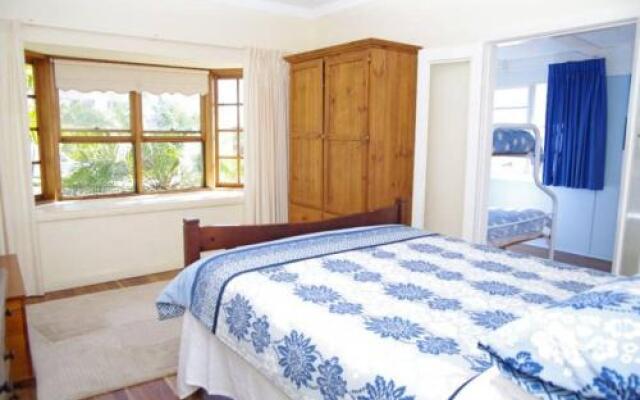 Berry, 16 East Street