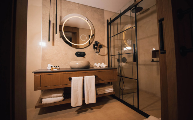 Panagia Suite Hotel