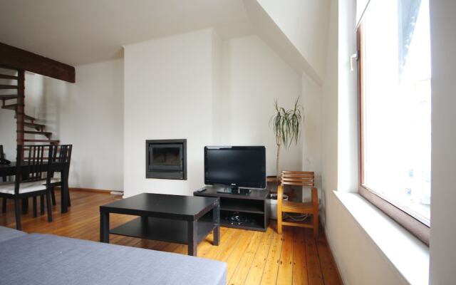 Large Duplex Châtelain