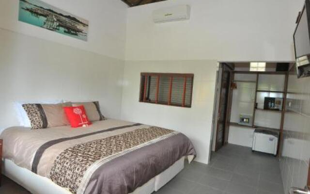 Pantai South Lombok Villas