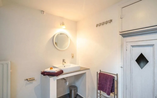 Luxurious Farmhouse near Forest in Anhee