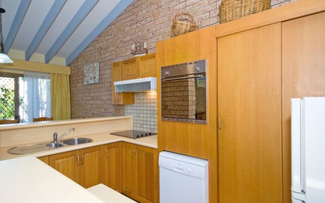 Bay Parklands, 4/2 Gowrie Avenue