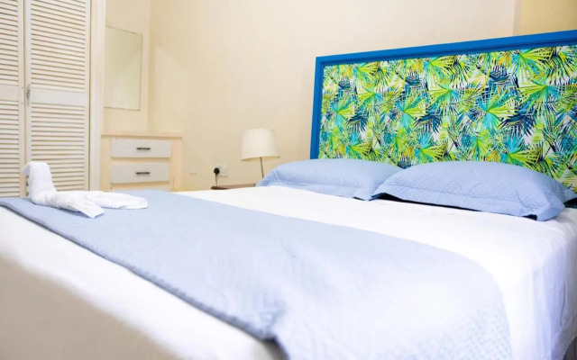 Tropical Breeze Guest House