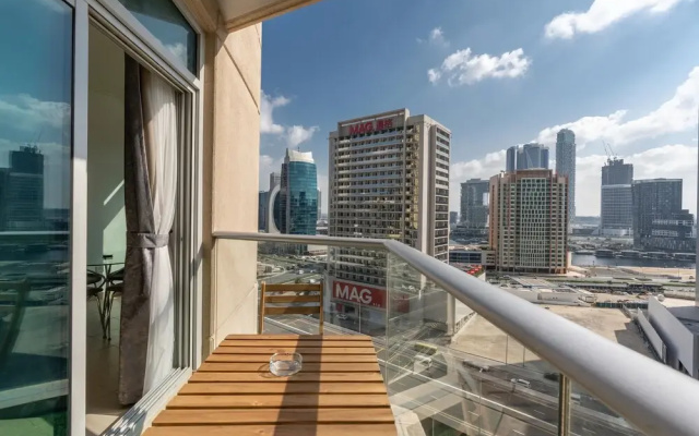 Lux BnB Burj Views Tower - Downtown