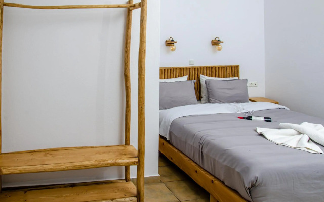 Livadia Hotel
