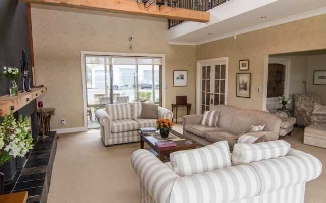 Country Lodge Kinloch