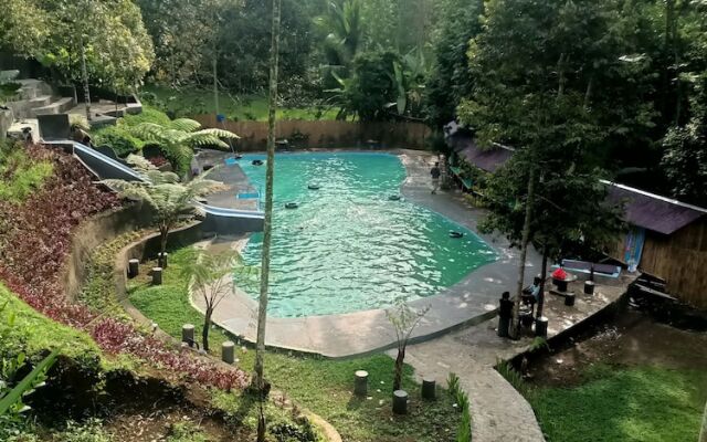 Lingkung Park Tetebatu