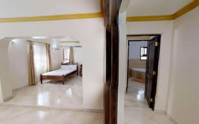 Stay.Plus Links Road Villa Nyali