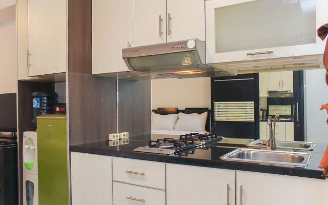 Homey and Strategic Studio Apartment at Metropark Condominium Jababeka