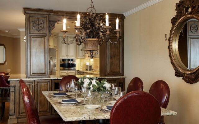 Madison Beach Hotel, Curio Collection by Hilton