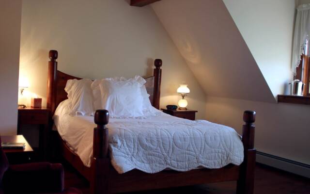 1712 House