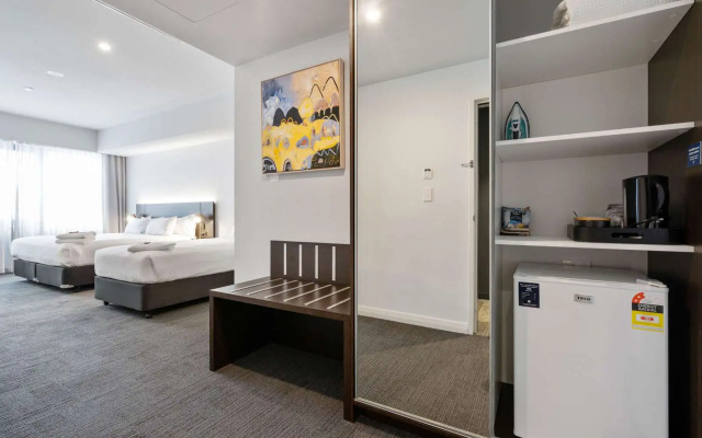 The Gerald Apartment Hotel