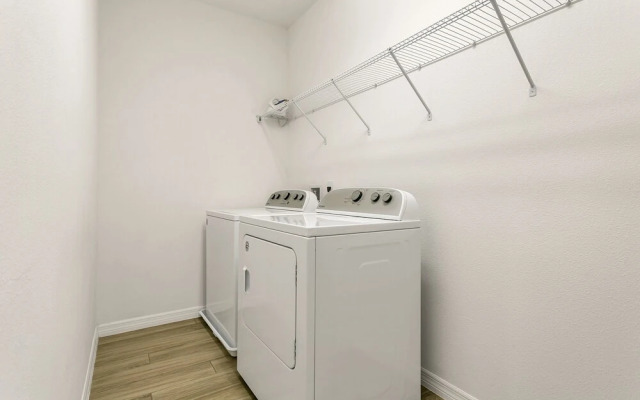 Broadoak Drive villa Solterra 5