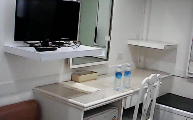 Royal Garden Home Hotel