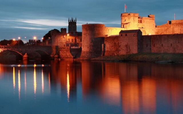 Apartment - Heart of Limerick City