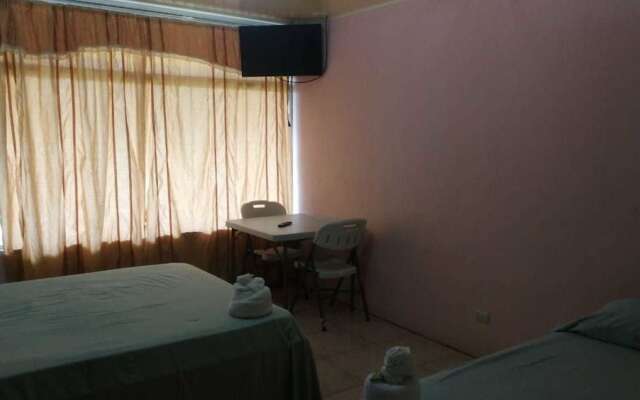 Hotel Brisas Del Volcán Platanar
