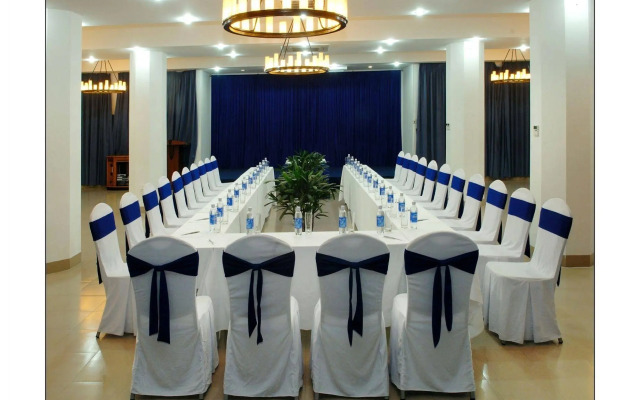 White House Hotel