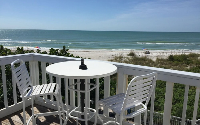 Harrington House Beachfront Bed & Breakfast