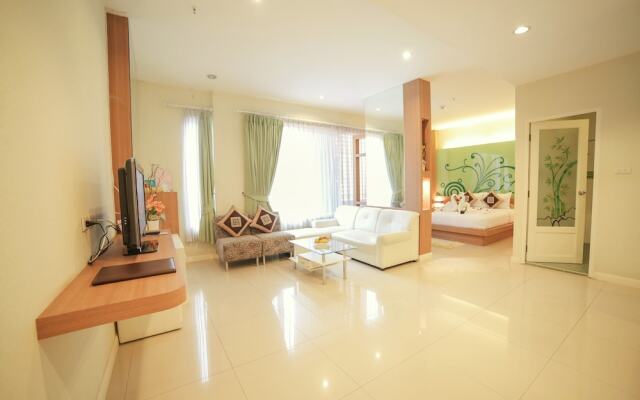 Vientiane Hemera Hotel