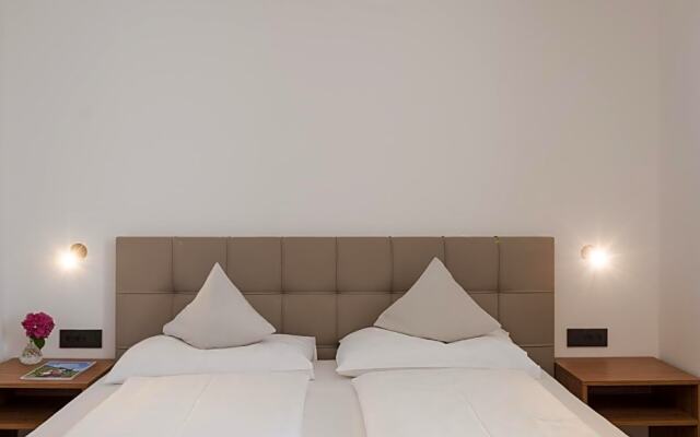 Hotel Mandelhof ***S