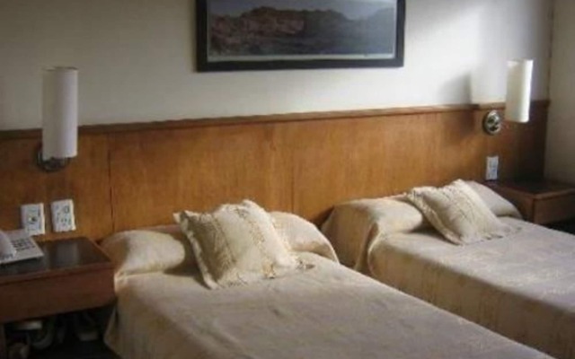 Urbana Class Hotel