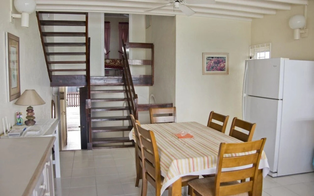 Beautiful Three Bedroom Beachfront Villa
